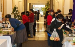 Holiday crafts fair 2012