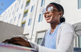Woman with sunglasses