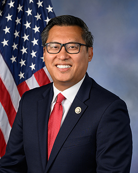 Vince Fong headshot