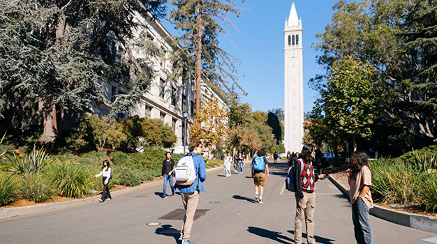 Students on UC Berkeley campus