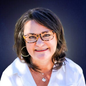 Alison Wolf headshot